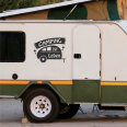 Wohnwagen Aufkleber Camping ist Leben Caravan